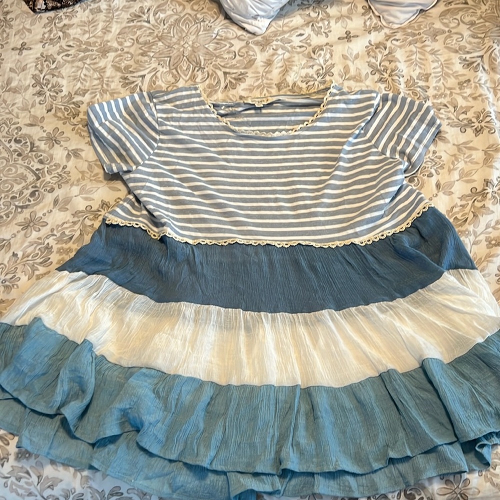 Blue ruffle top, xl, used, smoke free home, Umgee, boutique top